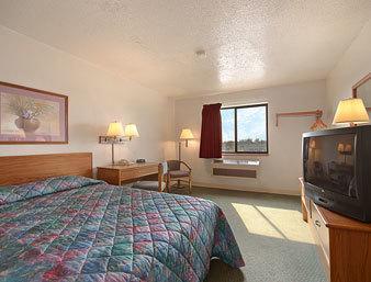 Super 8 By Wyndham Hammond/North Hotel Room photo